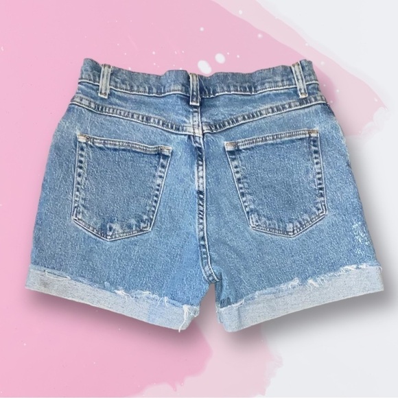 Vintage Chic Cuffed Shorts Womens Sz 6P Blue Denim Jean 5 Pocket Design - Picture 2 of 4